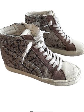 Vintage Havana Kiribati Blush Snake Hi Top Sneakers size 7